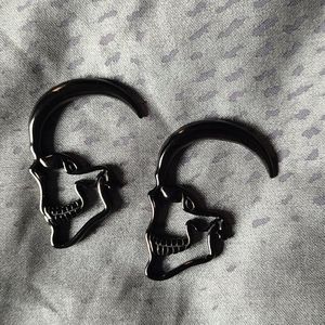 💀4g Skull Stretcher Earrings💀